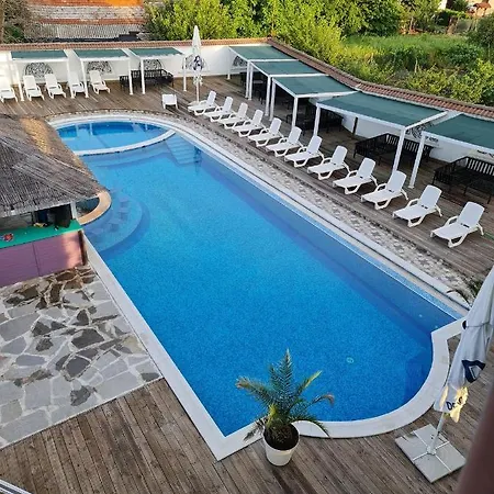 Koleshevi 2*