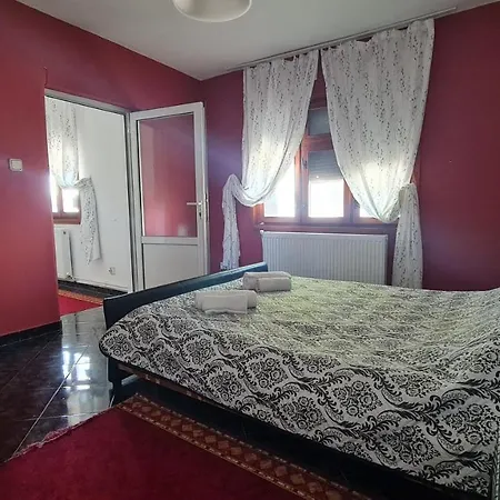 Hotel Koleshevi 2*