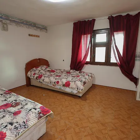 Koleshevi Hotel 2*